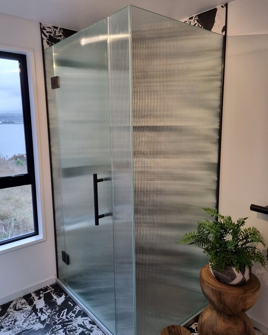 Buy Custom Corner Showers Christchurch Stake
